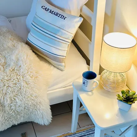 La O'brise - Close To And Center Остенде