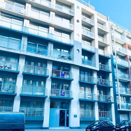 Апартаменти La O'brise - Close To And Center