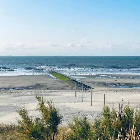 La O'brise - Close To And Center Ostende
