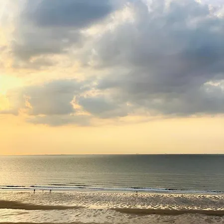 Апартаменти La O'brise - Close To And Center