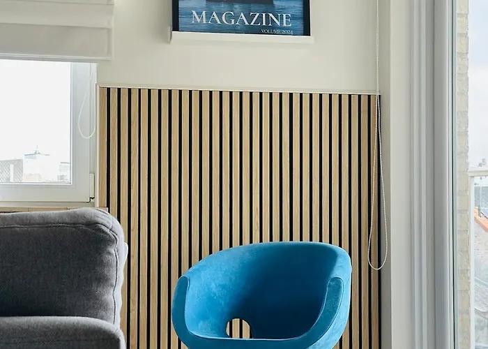 La O'brise - Close To And Center Ostende