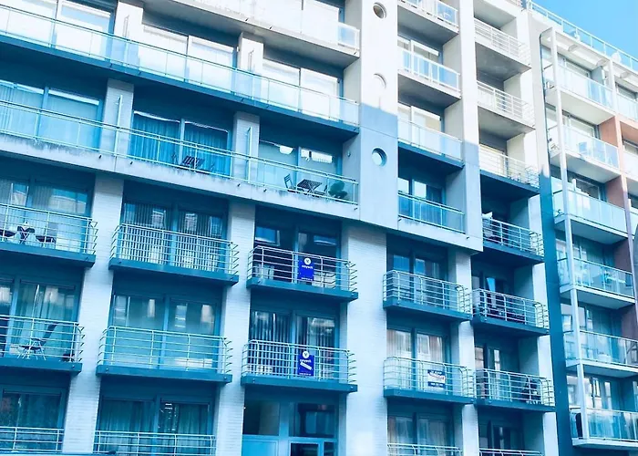 Daire La O'brise - Close To And Center