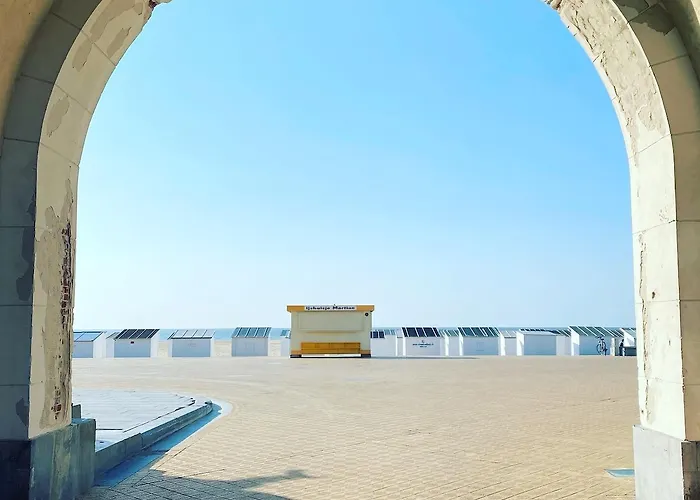 La O'brise - Close To And Center *